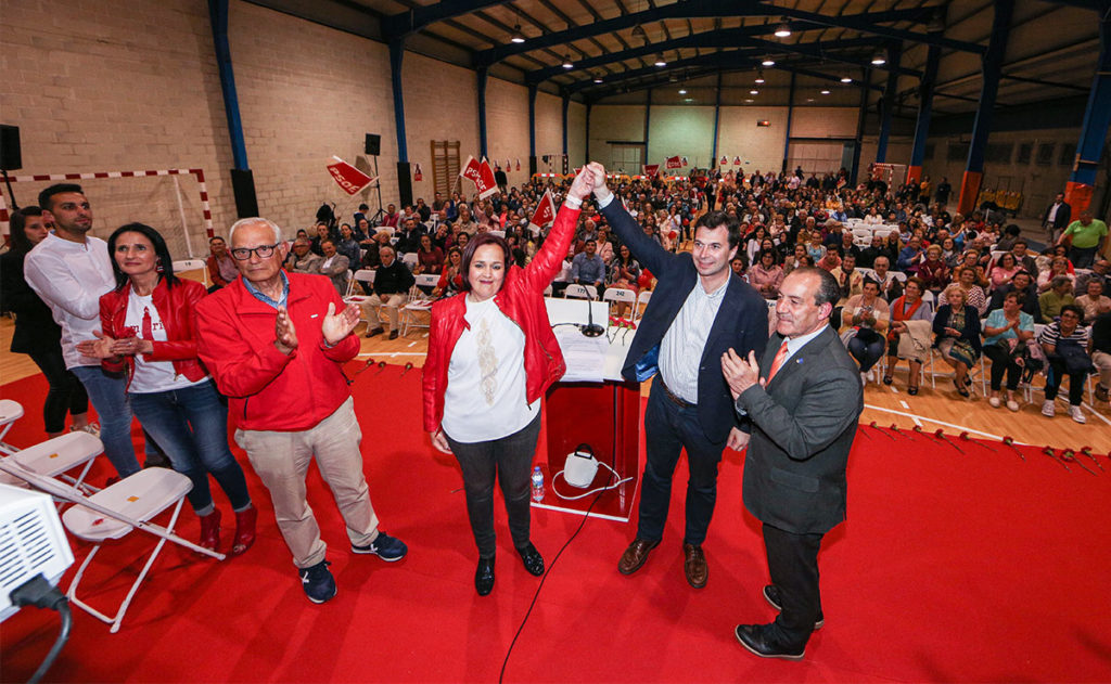 Os tres alcaldes de Camariñas con Gonzalo Caballero, Secretario Xeral do PSdeG-PSOE